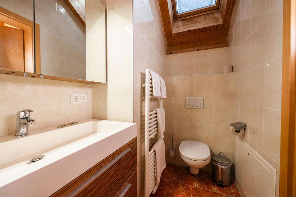 Chalet zur Rose Berwang Exterior foto