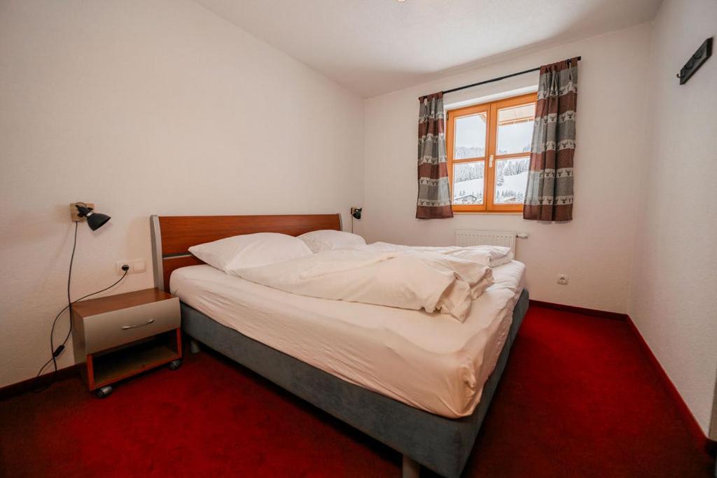 Chalet zur Rose Berwang Exterior foto